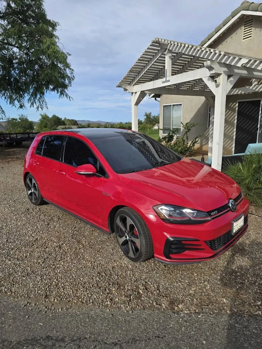 2018 Volkswagen GTI Mk7 - Image 2 of 5