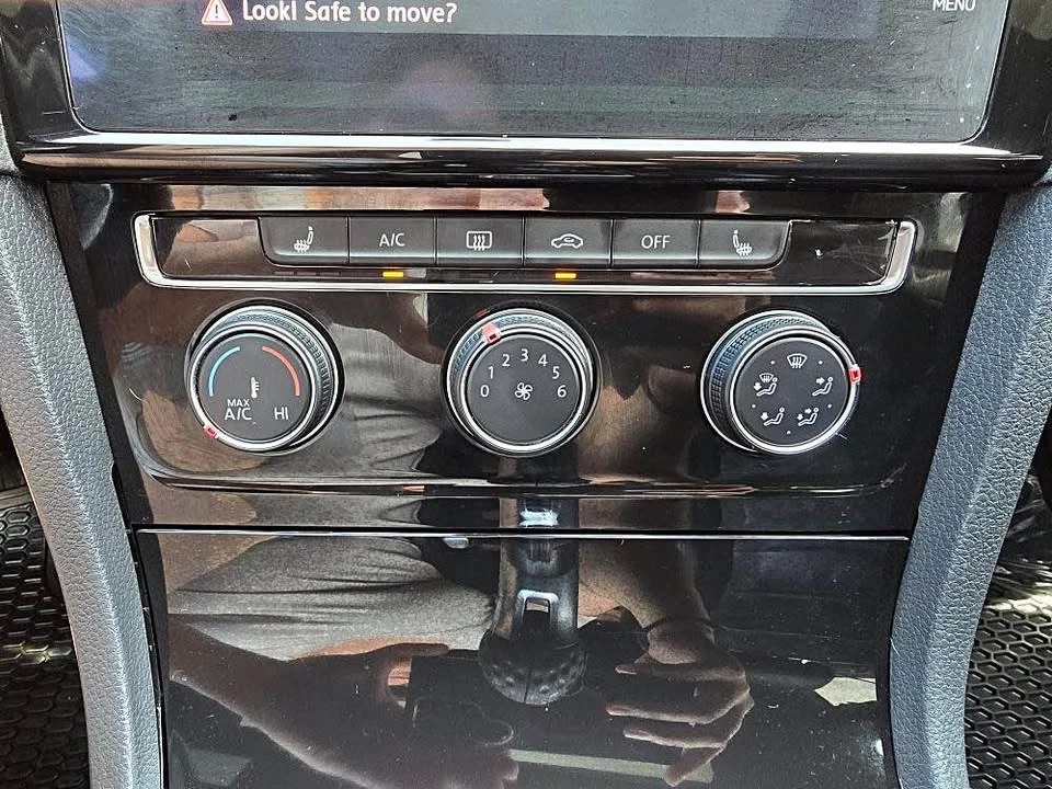 2018 Volkswagen GTI Mk7 - Image 18 of 20