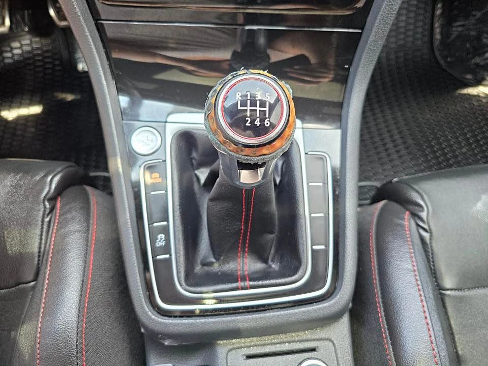 2018 Volkswagen GTI Mk7 - Image 19 of 20
