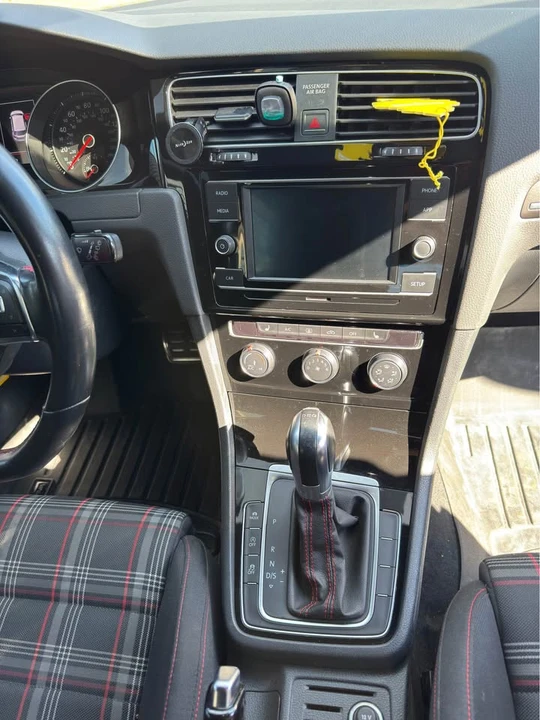 2018 Volkswagen GTI Mk7 - Image 12 of 13