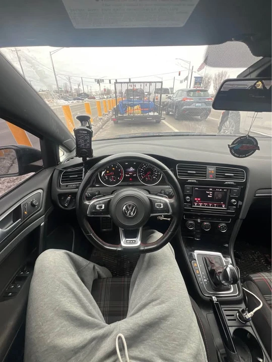 2018 Volkswagen GTI Mk7 - Image 2 of 5