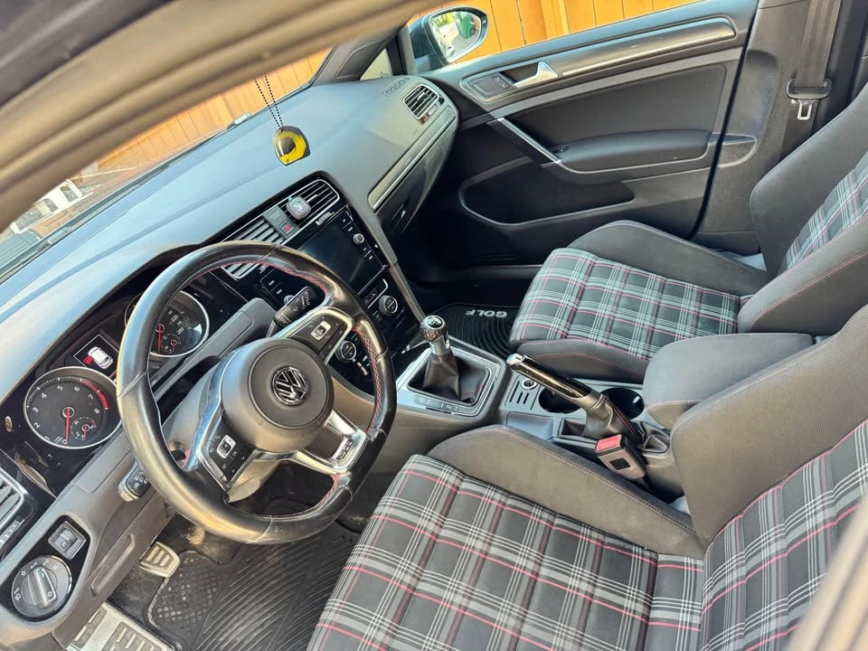 2018 Volkswagen GTI Mk7 - Image 6 of 11