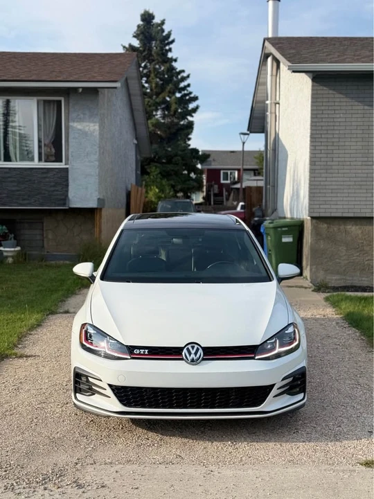 2018 Volkswagen GTI Mk7 - Image 2 of 20