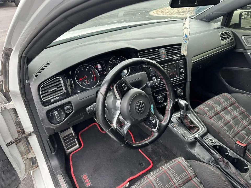 2018 Volkswagen GTI Mk7 - Image 8 of 14