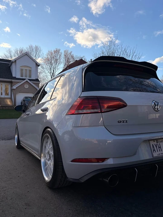 2018 Volkswagen GTI Mk7 - Image 9 of 9