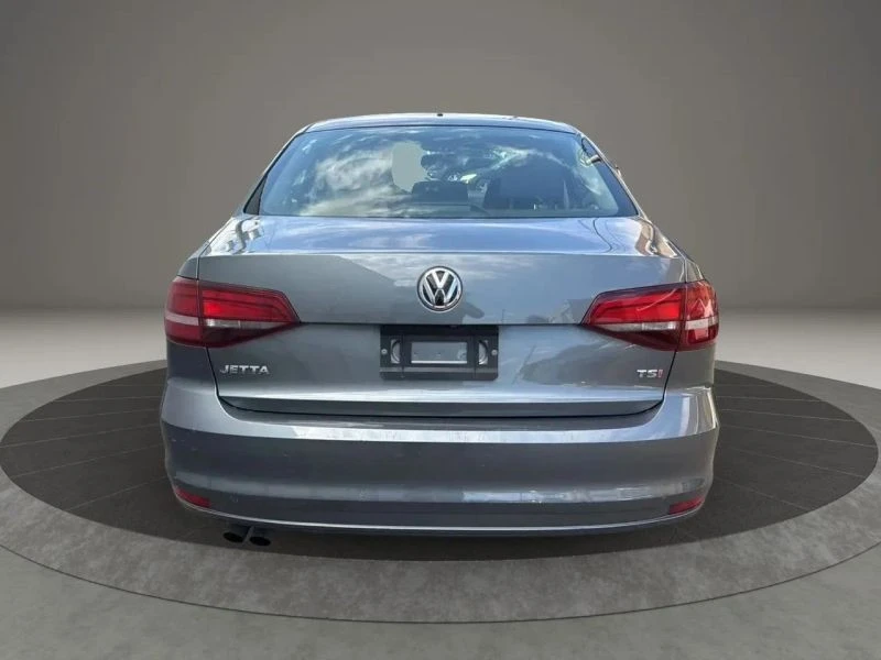 2018 Volkswagen A6 Jetta - Image 6 of 12