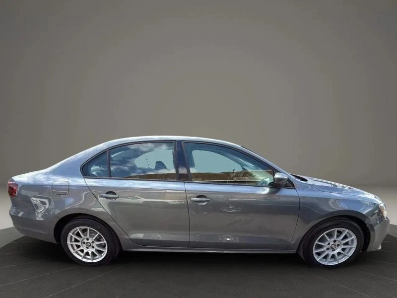 2018 Volkswagen A6 Jetta - Image 4 of 12