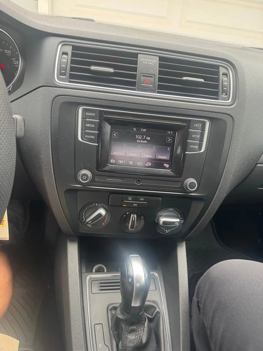 2018 Volkswagen A6 Jetta - Image 7 of 11