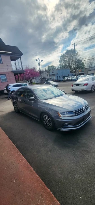 2018 Volkswagen A6 Jetta - Image 2 of 8