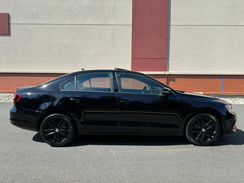 2018 Volkswagen A6 Jetta - Image 4 of 12