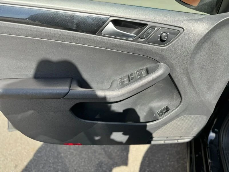 2018 Volkswagen A6 Jetta - Image 12 of 12