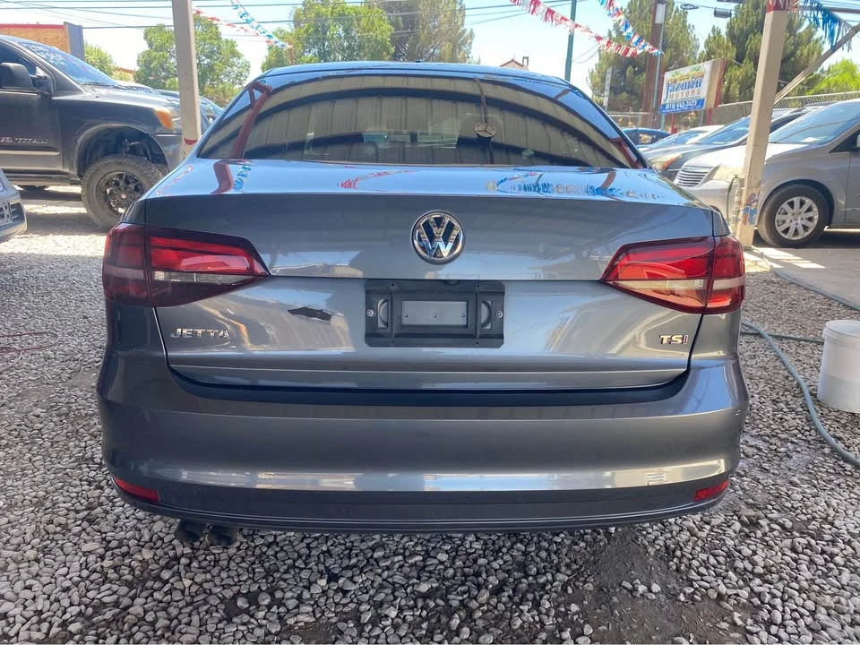 2018 Volkswagen A6 Jetta - Image 5 of 12