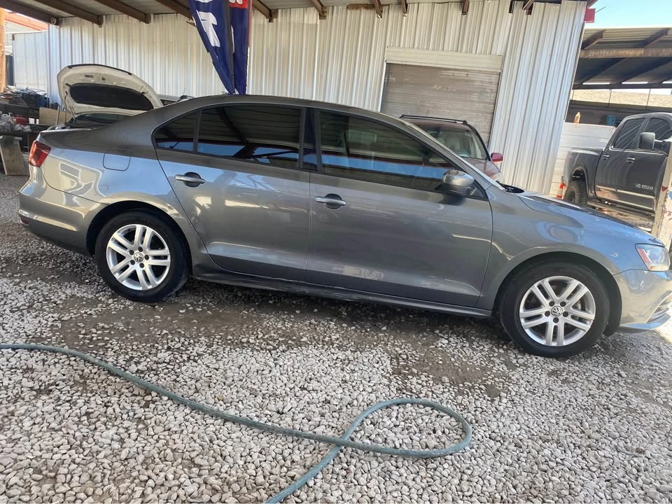 2018 Volkswagen A6 Jetta - Image 7 of 12