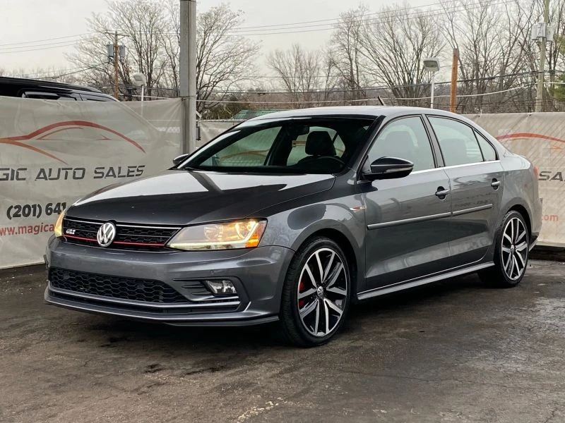 2018 Volkswagen A6 Jetta - Image 3 of 12