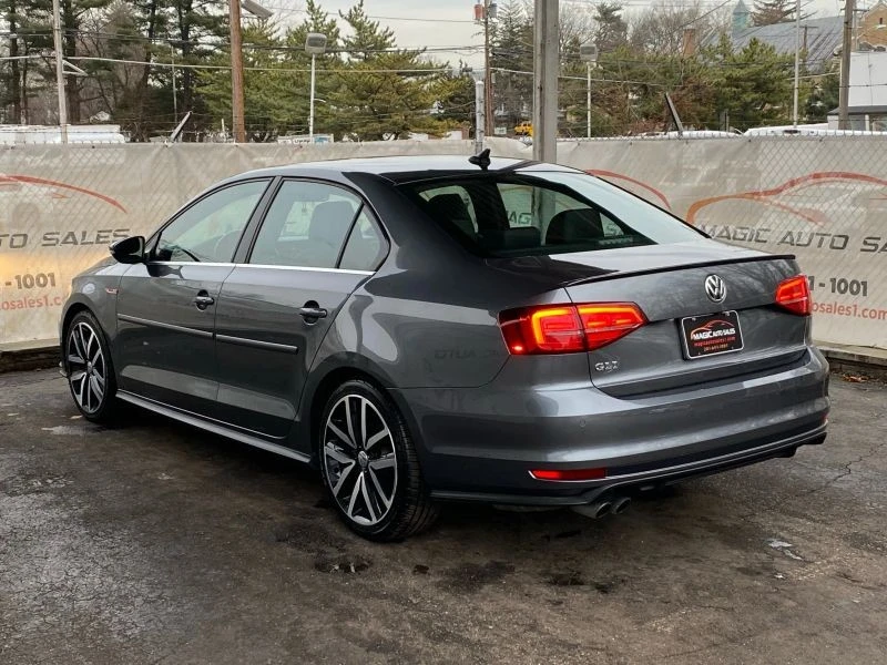 2018 Volkswagen A6 Jetta - Image 11 of 12