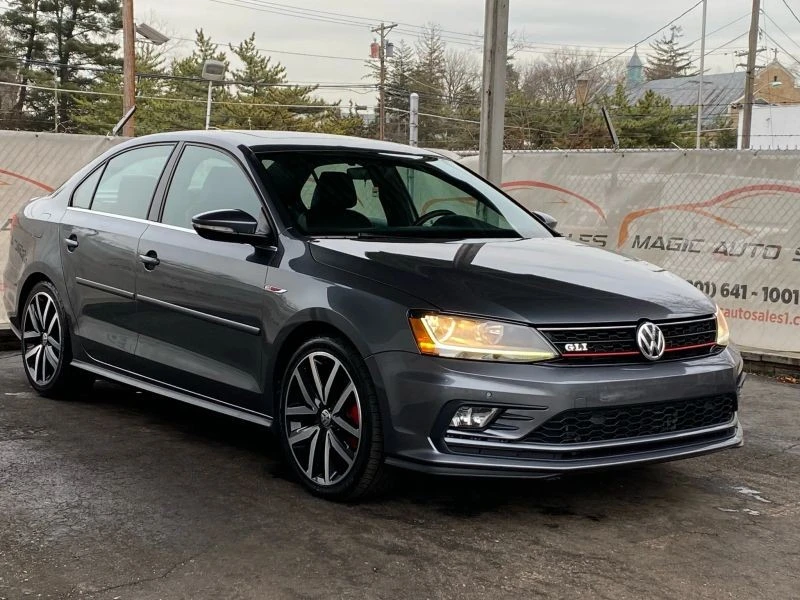 2018 Volkswagen A6 Jetta - Image 6 of 12