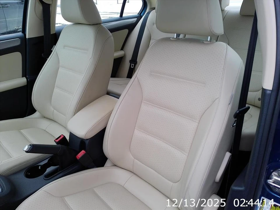 2018 Volkswagen A7 Jetta - Image 11 of 12
