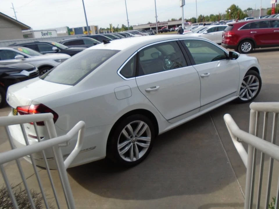 2018 Volkswagen Passat - Image 4 of 19