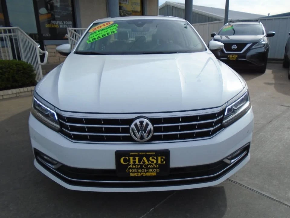 2018 Volkswagen Passat - Image 2 of 19