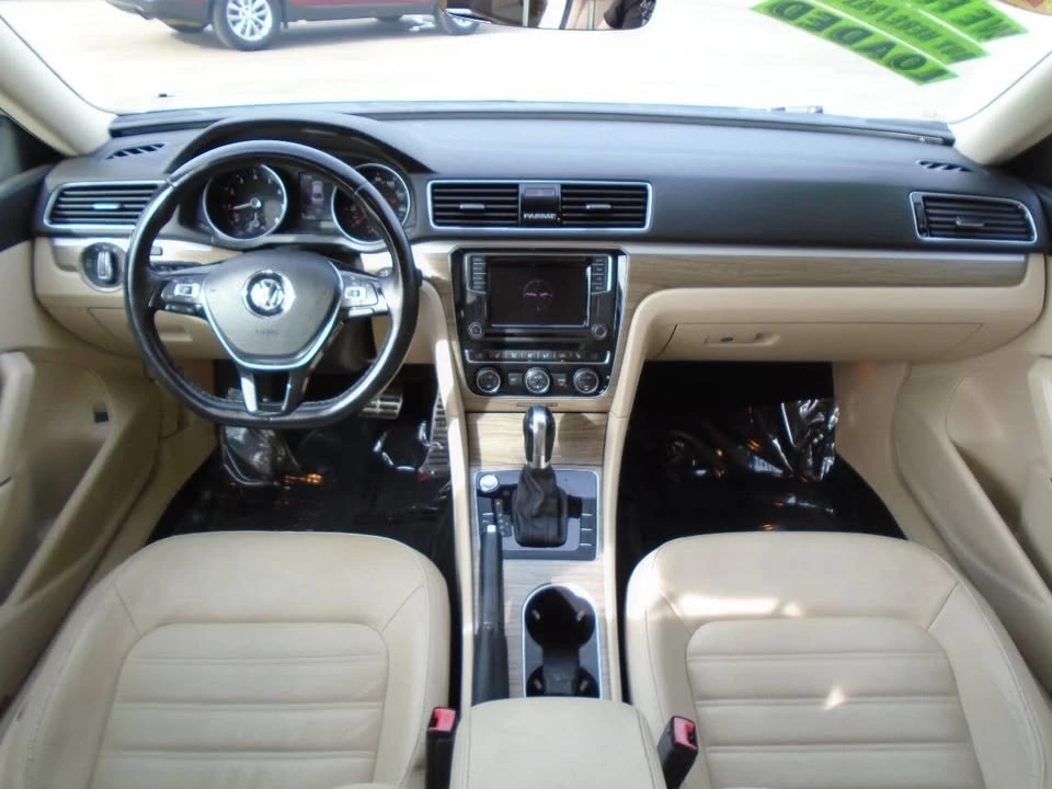 2018 Volkswagen Passat - Image 14 of 19