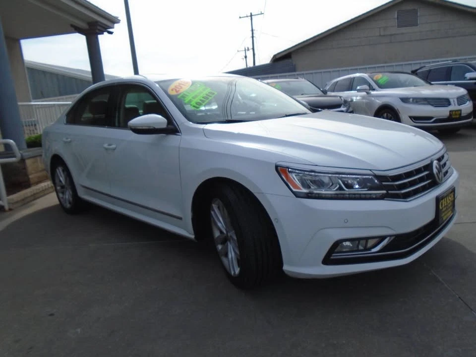 2018 Volkswagen Passat - Image 3 of 19