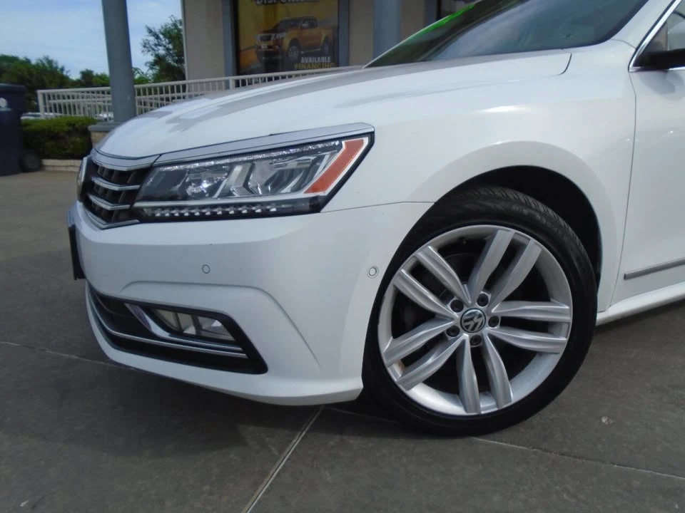 2018 Volkswagen Passat - Image 7 of 19