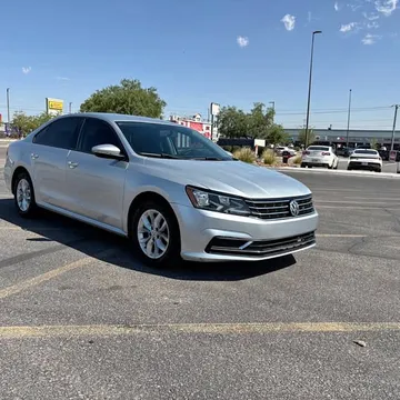 2018 Volkswagen Passat TSI