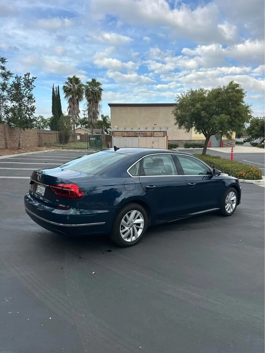 2018 Volkswagen Passat - Image 6 of 12