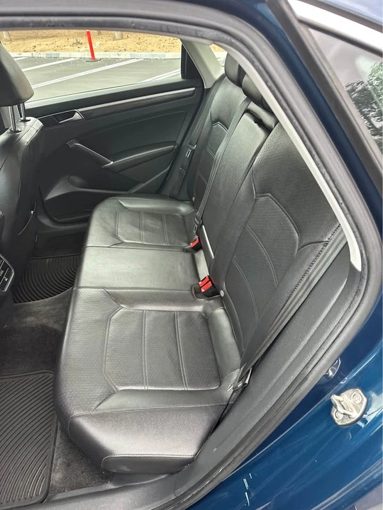 2018 Volkswagen Passat - Image 10 of 12