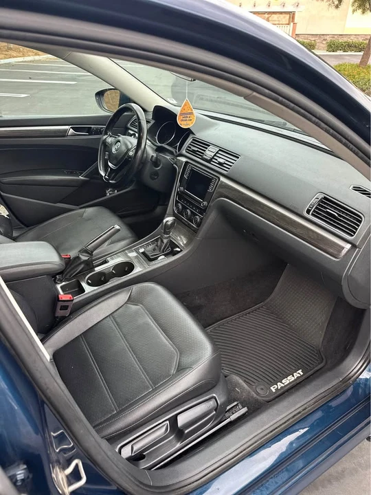 2018 Volkswagen Passat - Image 7 of 12