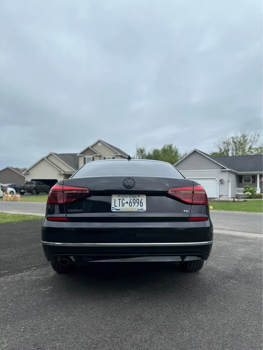 2018 Volkswagen Passat - Image 5 of 9