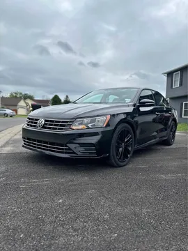 2018 Volkswagen Passat 2.0T R-Line