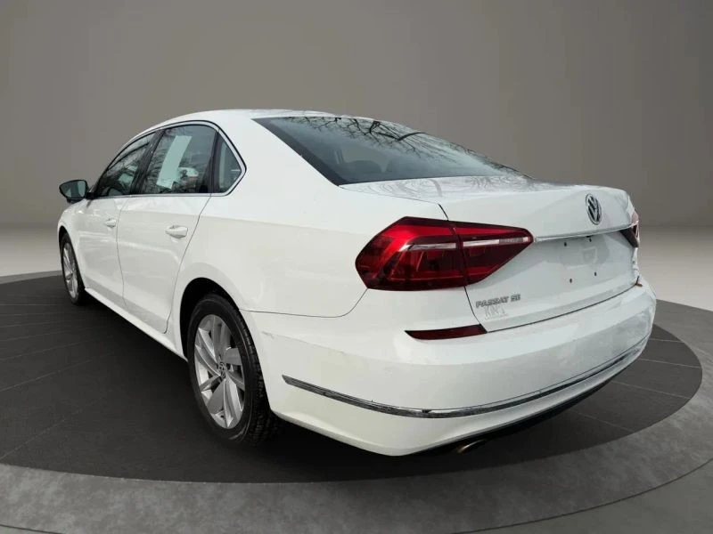 2018 Volkswagen Passat - Image 4 of 12