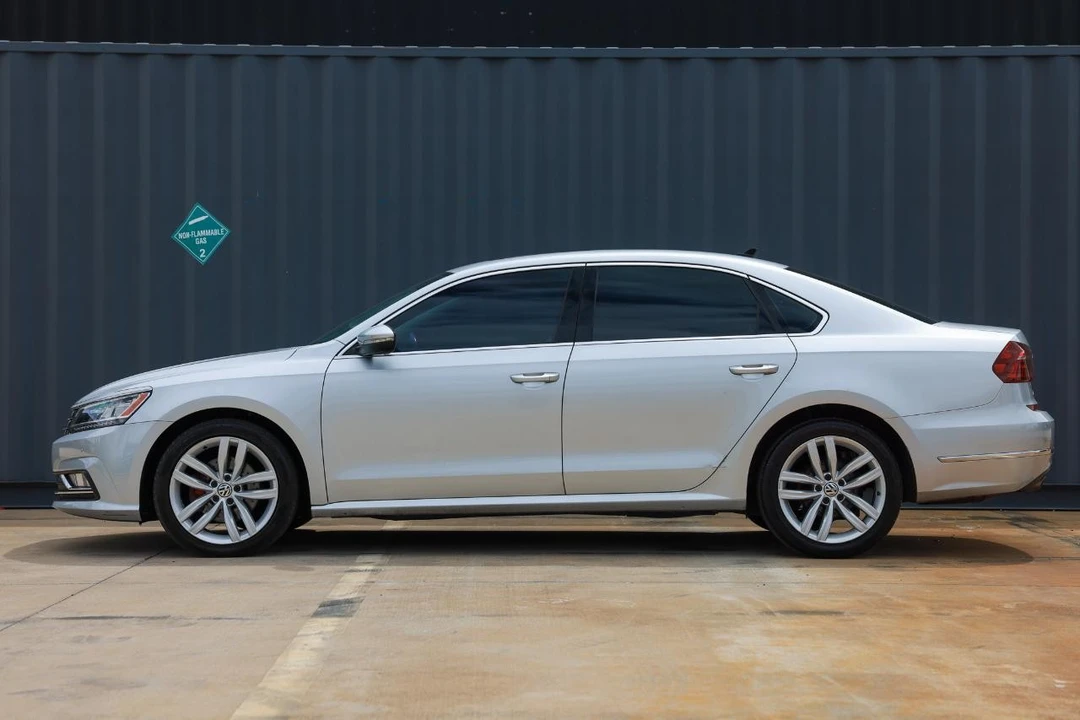 2018 Volkswagen Passat - Image 3 of 21