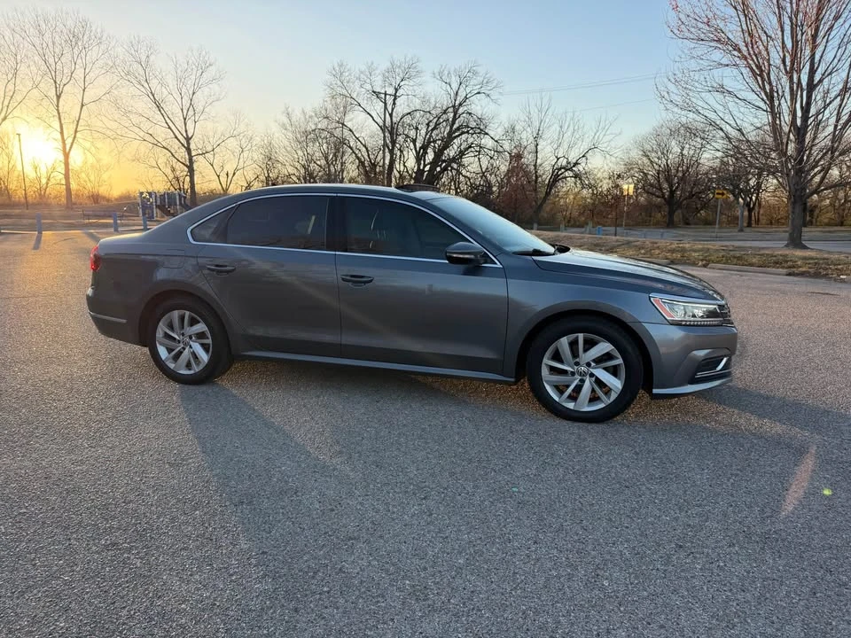 2018 Volkswagen Passat - Image 3 of 12