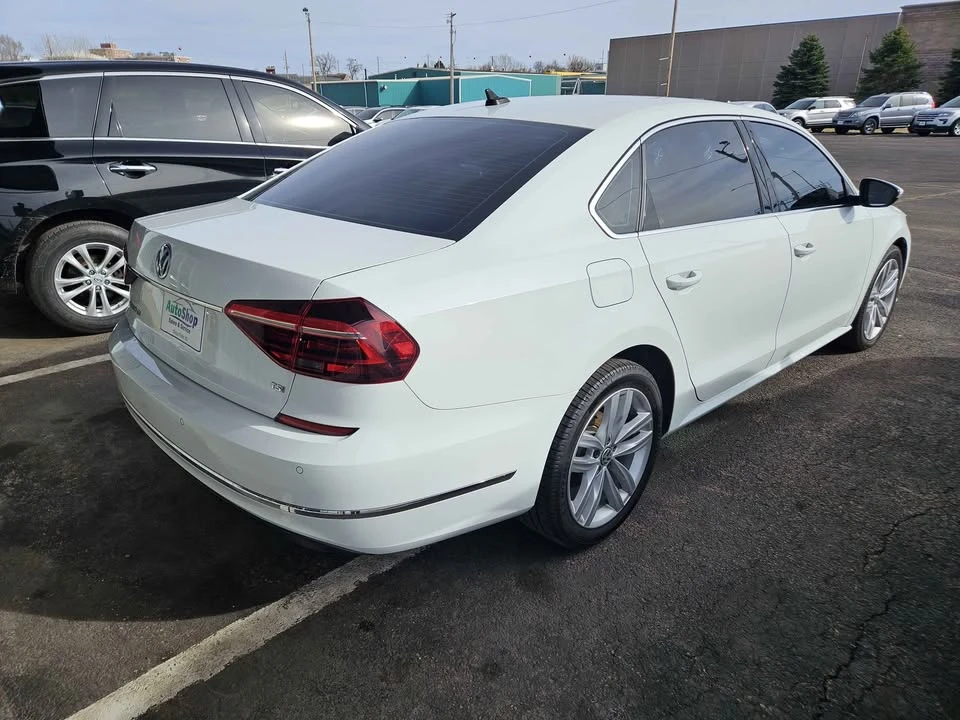 2018 Volkswagen Passat - Image 5 of 19
