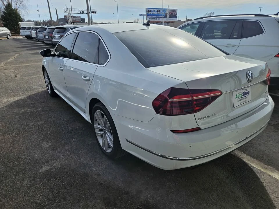 2018 Volkswagen Passat - Image 3 of 19