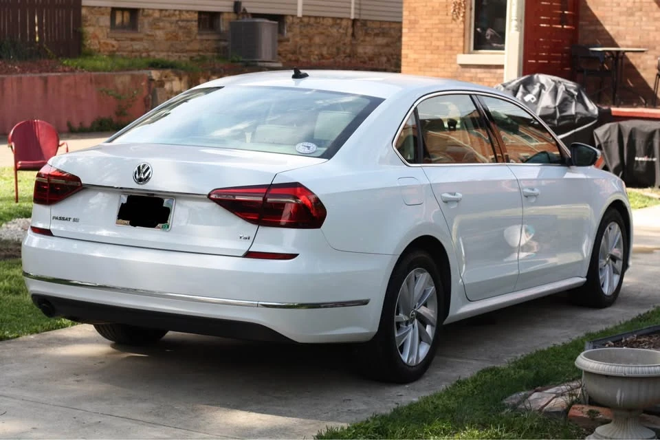2018 Volkswagen Passat - Image 4 of 11