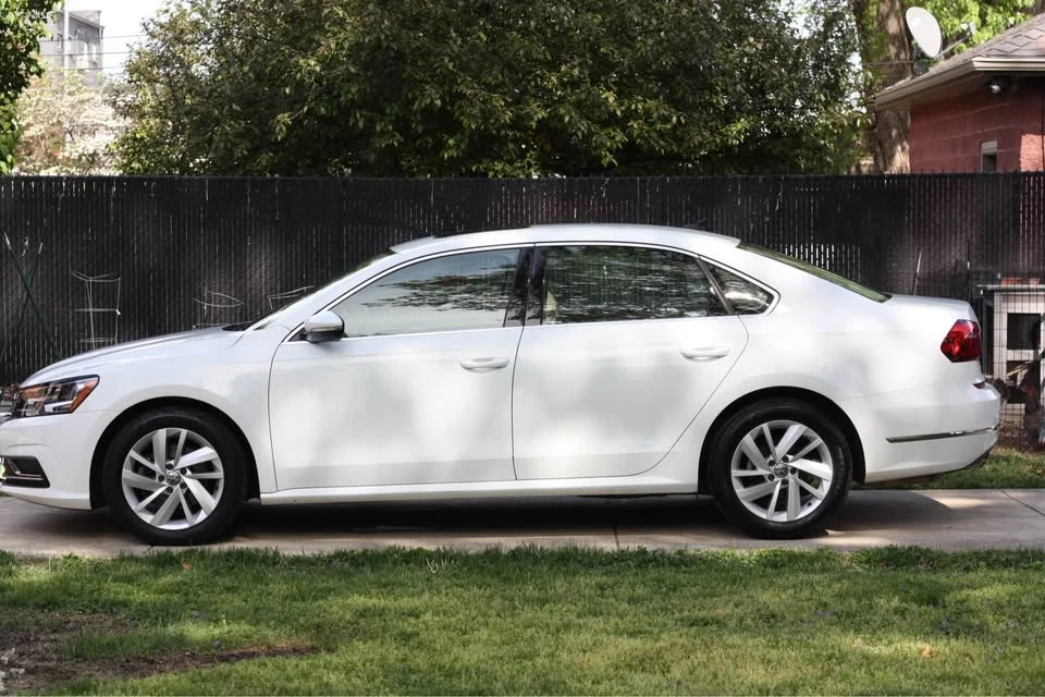 2018 Volkswagen Passat - Image 2 of 11
