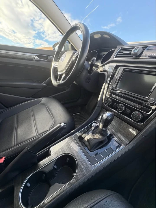 2018 Volkswagen Passat - Image 3 of 6