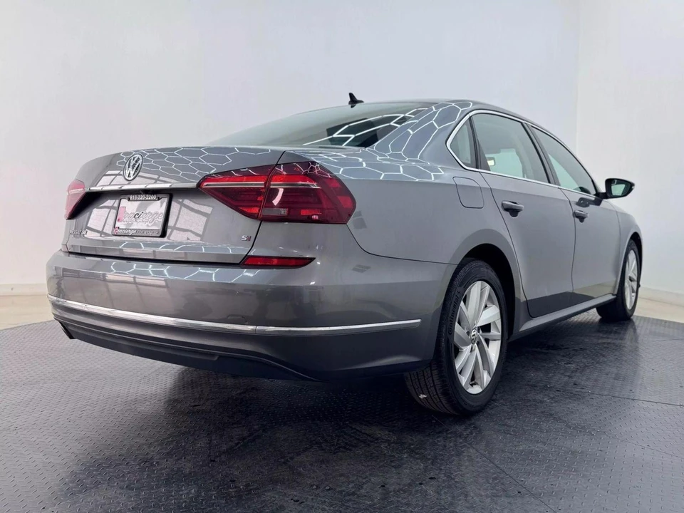 2018 Volkswagen Passat - Image 4 of 21