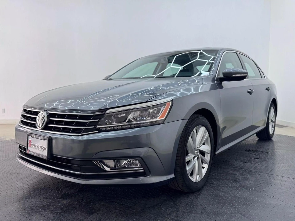 2018 Volkswagen Passat - Image 8 of 21