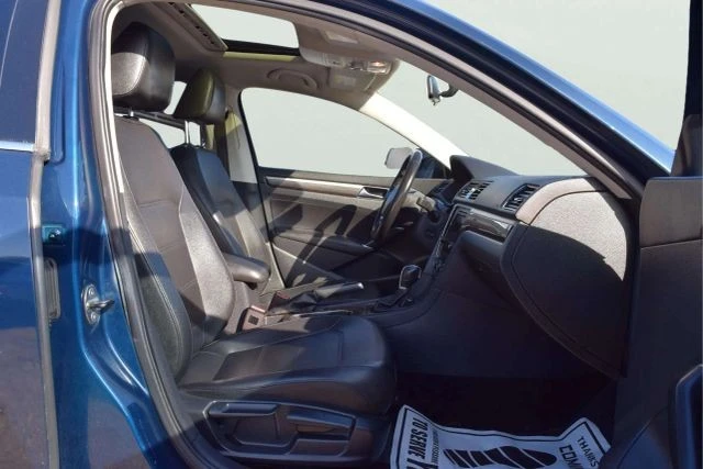 2018 Volkswagen Passat - Image 13 of 21