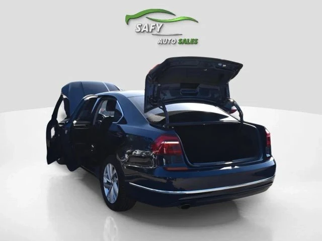 2018 Volkswagen Passat - Image 17 of 21