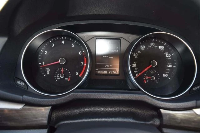 2018 Volkswagen Passat - Image 10 of 21
