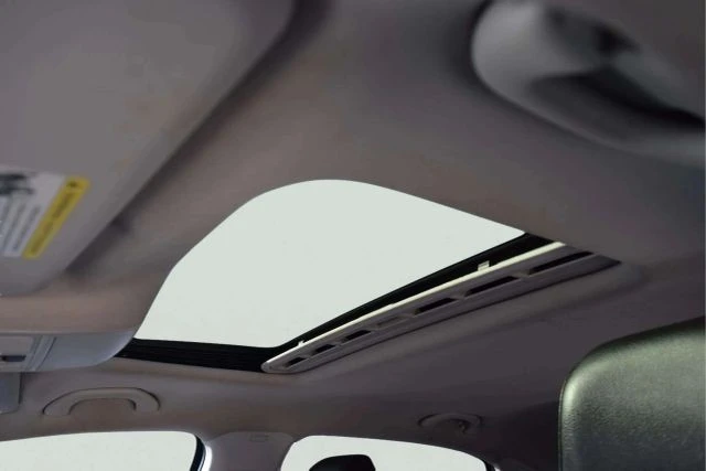 2018 Volkswagen Passat - Image 15 of 21