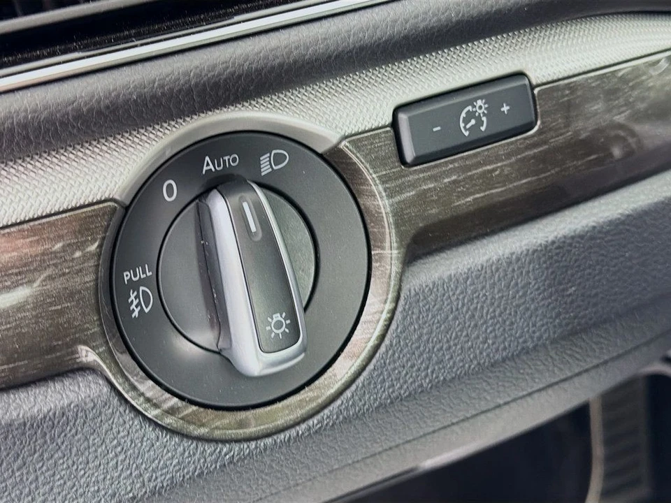 2018 Volkswagen Passat - Image 10 of 12