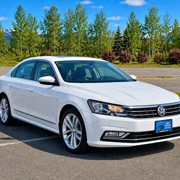2018 Volkswagen Passat 2.0T SEL Premium Sedan 4D