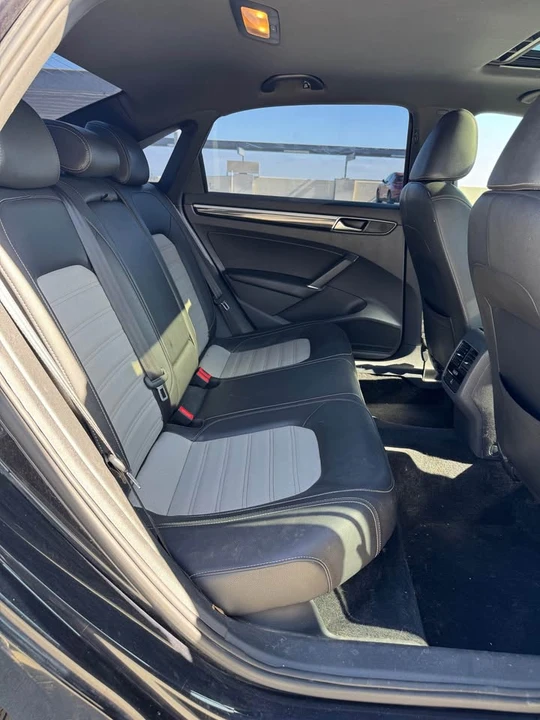 2018 Volkswagen Passat - Image 12 of 17