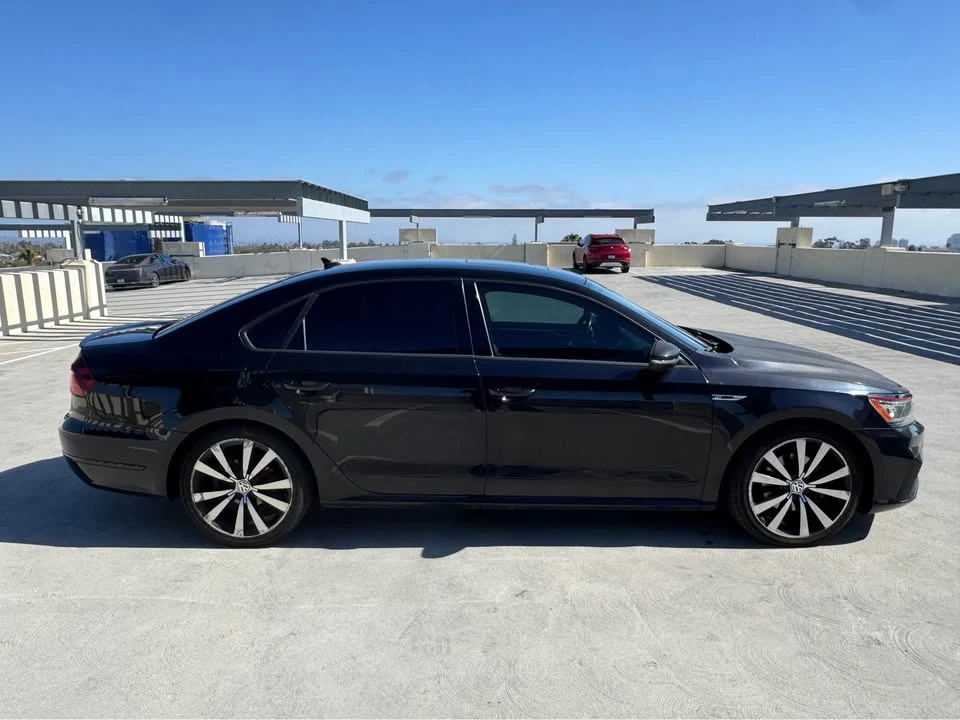 2018 Volkswagen Passat - Image 4 of 17